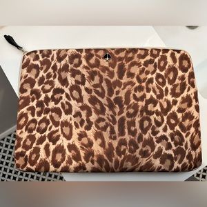 Kate Spade Taylor Leopard Universal Laptop Sleeve